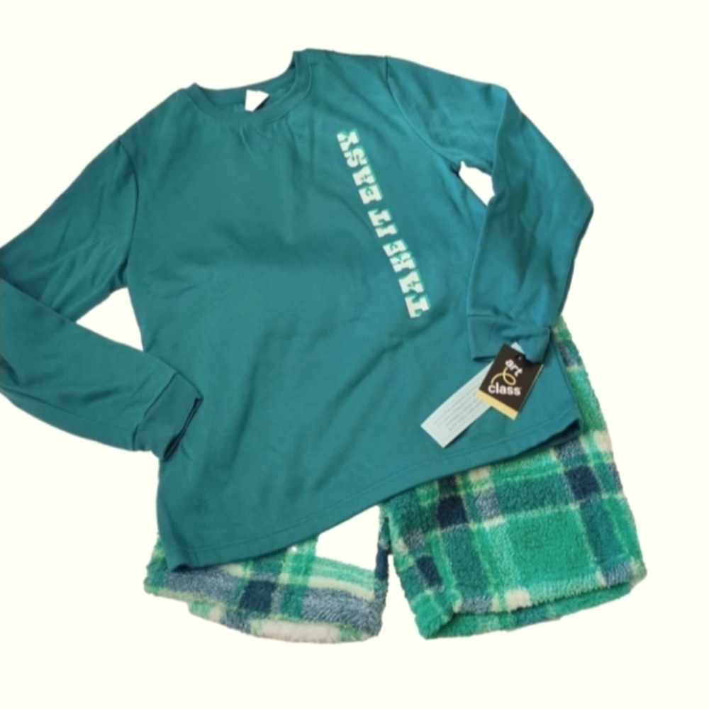 NWT ArtClass 2pc Pajama Set